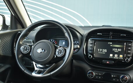 KIA Soul III, 2020 год, 1 900 000 рублей, 13 фотография