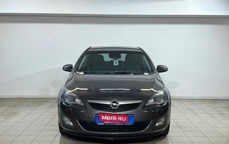 Opel Astra J, 2011 год, 729 000 рублей, 2 фотография
