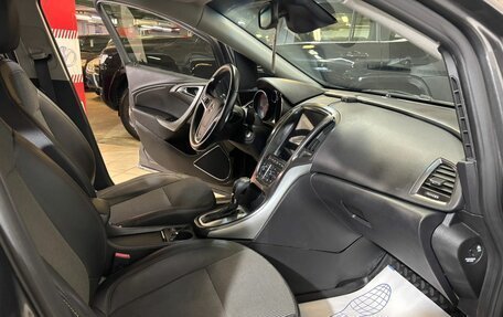 Opel Astra J, 2011 год, 729 000 рублей, 11 фотография