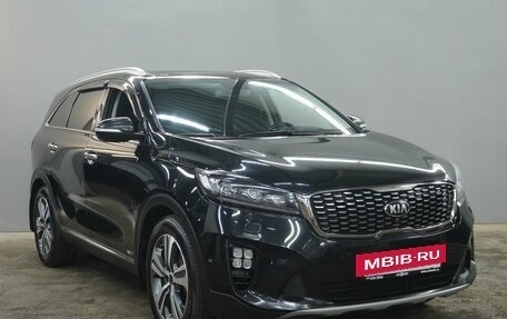 KIA Sorento III Prime рестайлинг, 2018 год, 3 030 000 рублей, 3 фотография