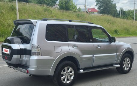Mitsubishi Pajero IV, 2014 год, 2 585 000 рублей, 9 фотография