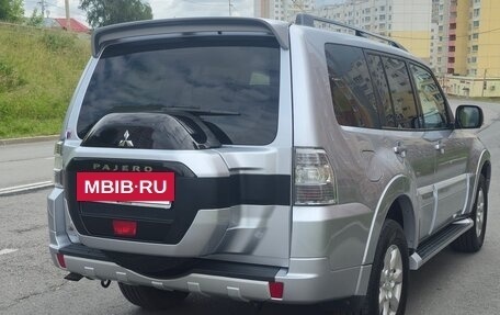 Mitsubishi Pajero IV, 2014 год, 2 585 000 рублей, 8 фотография