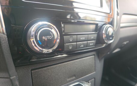 Mitsubishi Pajero IV, 2014 год, 2 585 000 рублей, 26 фотография