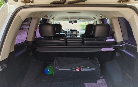 Toyota Land Cruiser 200, 2014 год, 3 300 000 рублей, 10 фотография