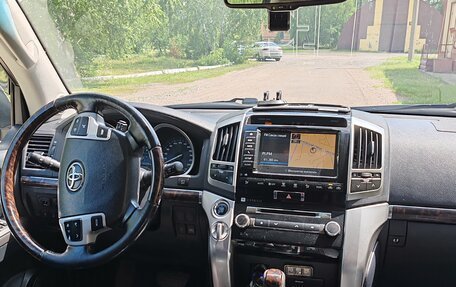 Toyota Land Cruiser 200, 2014 год, 3 300 000 рублей, 17 фотография