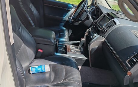 Toyota Land Cruiser 200, 2014 год, 3 300 000 рублей, 20 фотография