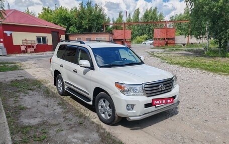 Toyota Land Cruiser 200, 2014 год, 3 300 000 рублей, 14 фотография