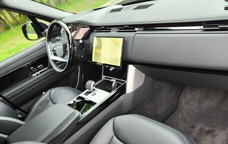 Land Rover Range Rover IV рестайлинг, 2023 год, 19 450 000 рублей, 12 фотография
