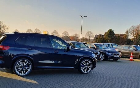 BMW X5, 2019 год, 7 500 000 рублей, 2 фотография