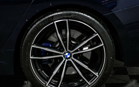 BMW 3 серия, 2019 год, 3 260 000 рублей, 14 фотография
