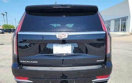 Cadillac Escalade V, 2022 год, 9 514 390 рублей, 4 фотография