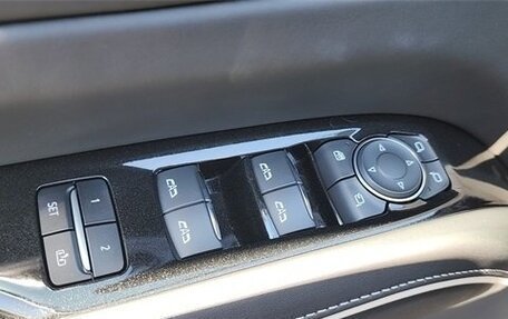 Cadillac Escalade V, 2022 год, 9 514 390 рублей, 10 фотография