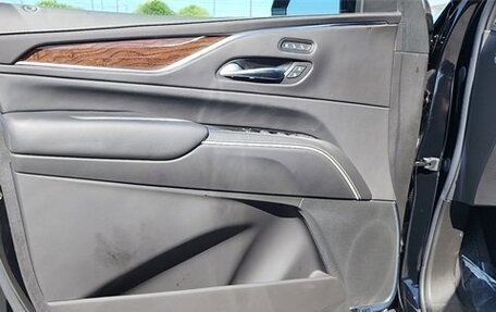 Cadillac Escalade V, 2022 год, 9 514 390 рублей, 9 фотография