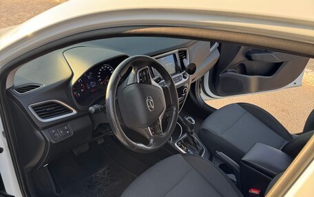Hyundai Solaris II рестайлинг, 2017 год, 1 425 000 рублей, 10 фотография