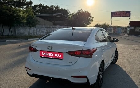 Hyundai Solaris II рестайлинг, 2017 год, 1 425 000 рублей, 5 фотография