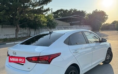 Hyundai Solaris II рестайлинг, 2017 год, 1 425 000 рублей, 4 фотография