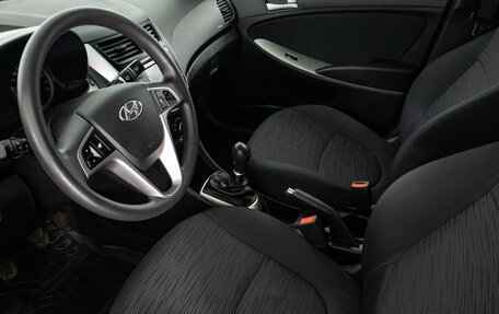 Hyundai Solaris II рестайлинг, 2016 год, 899 000 рублей, 8 фотография