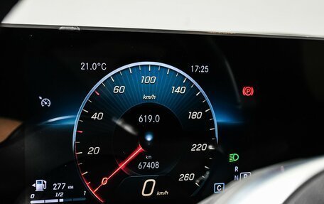 Mercedes-Benz CLA, 2019 год, 2 964 000 рублей, 10 фотография