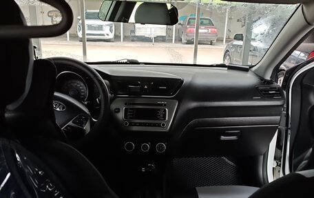 KIA Rio III рестайлинг, 2017 год, 1 300 000 рублей, 6 фотография
