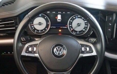 Volkswagen Touareg III, 2020 год, 4 730 000 рублей, 10 фотография