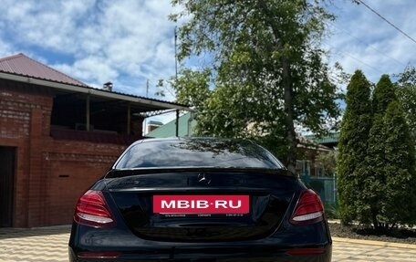 Mercedes-Benz E-Класс, 2019 год, 3 999 000 рублей, 4 фотография