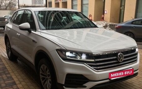 Volkswagen Touareg III, 2020 год, 4 730 000 рублей, 2 фотография