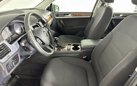 Volkswagen Touareg III, 2012 год, 1 474 000 рублей, 12 фотография