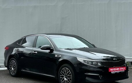 KIA Optima IV, 2017 год, 1 800 000 рублей, 3 фотография