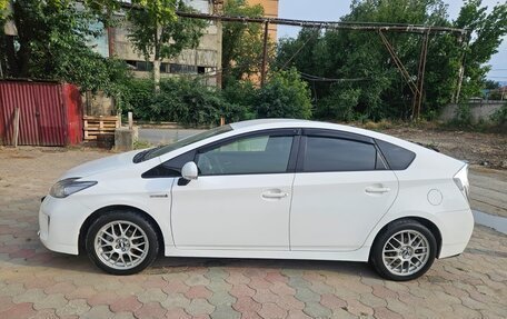 Toyota Prius, 2013 год, 1 320 000 рублей, 1 фотография