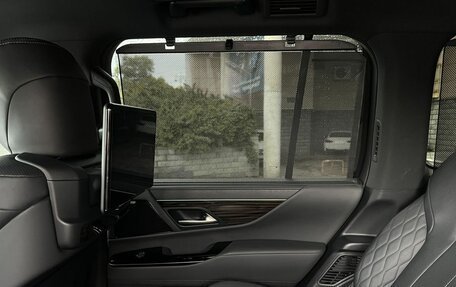 Lexus LX, 2022 год, 13 990 000 рублей, 10 фотография