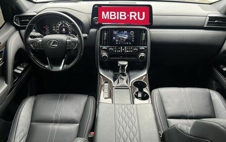 Lexus LX, 2022 год, 13 990 000 рублей, 12 фотография