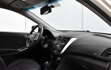 Hyundai Solaris II рестайлинг, 2015 год, 740 000 рублей, 11 фотография