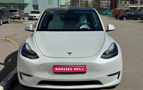 Tesla Model Y I, 2020 год, 3 100 000 рублей, 2 фотография