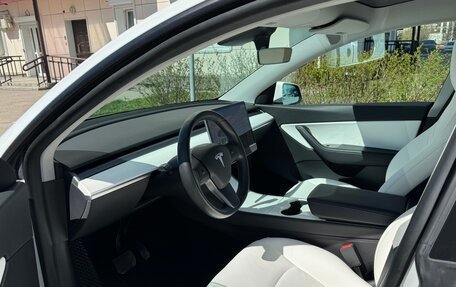 Tesla Model Y I, 2020 год, 3 100 000 рублей, 6 фотография