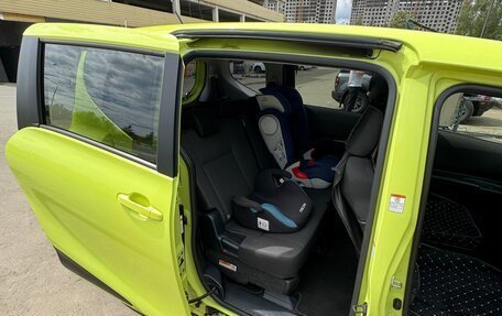 Toyota Sienta II, 2018 год, 1 510 000 рублей, 14 фотография