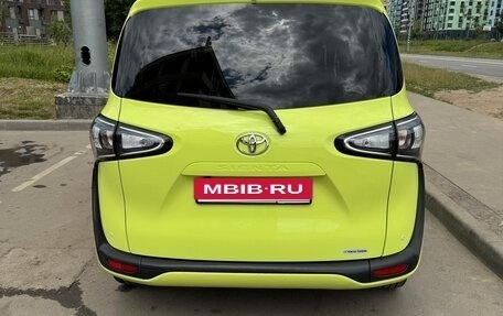 Toyota Sienta II, 2018 год, 1 510 000 рублей, 5 фотография