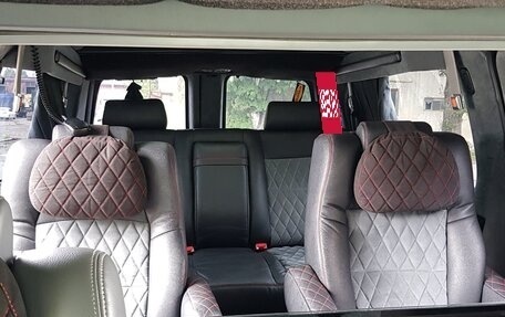 Chevrolet Express II, 2006 год, 2 200 000 рублей, 13 фотография