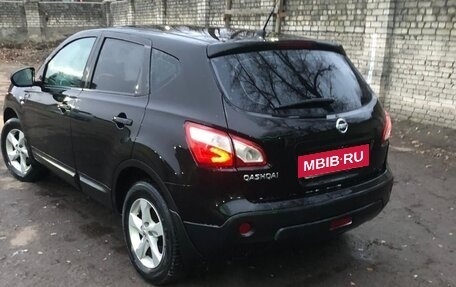 Nissan Qashqai, 2011 год, 920 000 рублей, 3 фотография