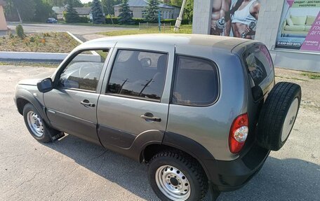 Chevrolet Niva I рестайлинг, 2011 год, 475 000 рублей, 5 фотография