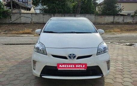 Toyota Prius, 2013 год, 1 320 000 рублей, 2 фотография