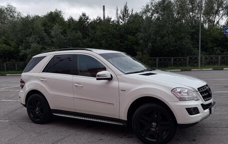 Mercedes-Benz M-Класс, 2010 год, 1 650 000 рублей, 2 фотография