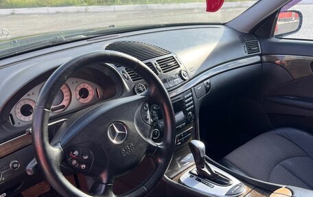 Mercedes-Benz E-Класс, 2003 год, 650 000 рублей, 9 фотография