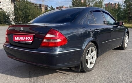 Mercedes-Benz E-Класс, 2003 год, 650 000 рублей, 6 фотография