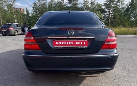 Mercedes-Benz E-Класс, 2003 год, 650 000 рублей, 12 фотография