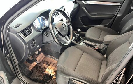 Skoda Octavia, 2018 год, 1 650 000 рублей, 10 фотография