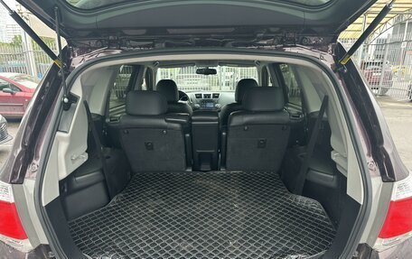 Toyota Highlander III, 2013 год, 1 999 000 рублей, 8 фотография