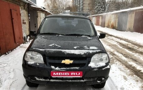 Chevrolet Niva I рестайлинг, 2011 год, 450 000 рублей, 2 фотография