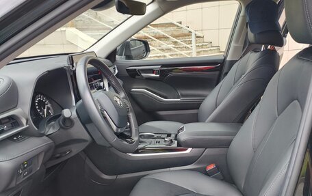 Toyota Highlander, 2023 год, 5 050 000 рублей, 6 фотография