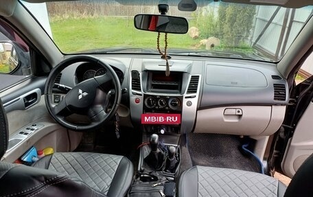 Mitsubishi Pajero Sport II рестайлинг, 2010 год, 1 150 000 рублей, 10 фотография