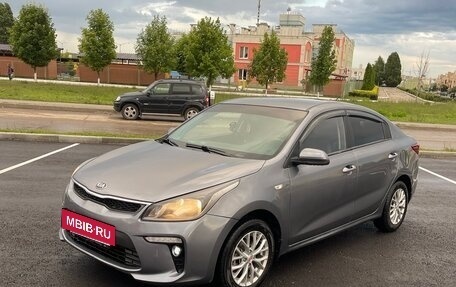KIA Rio IV, 2018 год, 970 000 рублей, 2 фотография